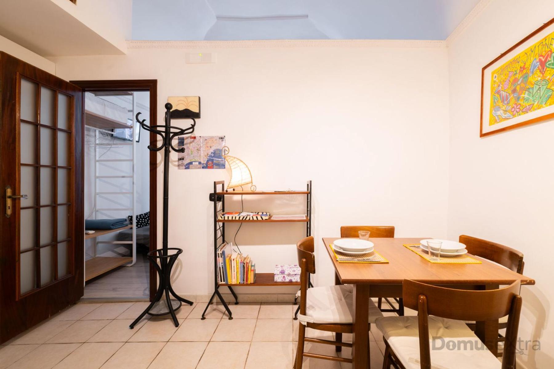 Villari Guest House By Domusextra เนเปิลส์ ภายนอก รูปภาพ