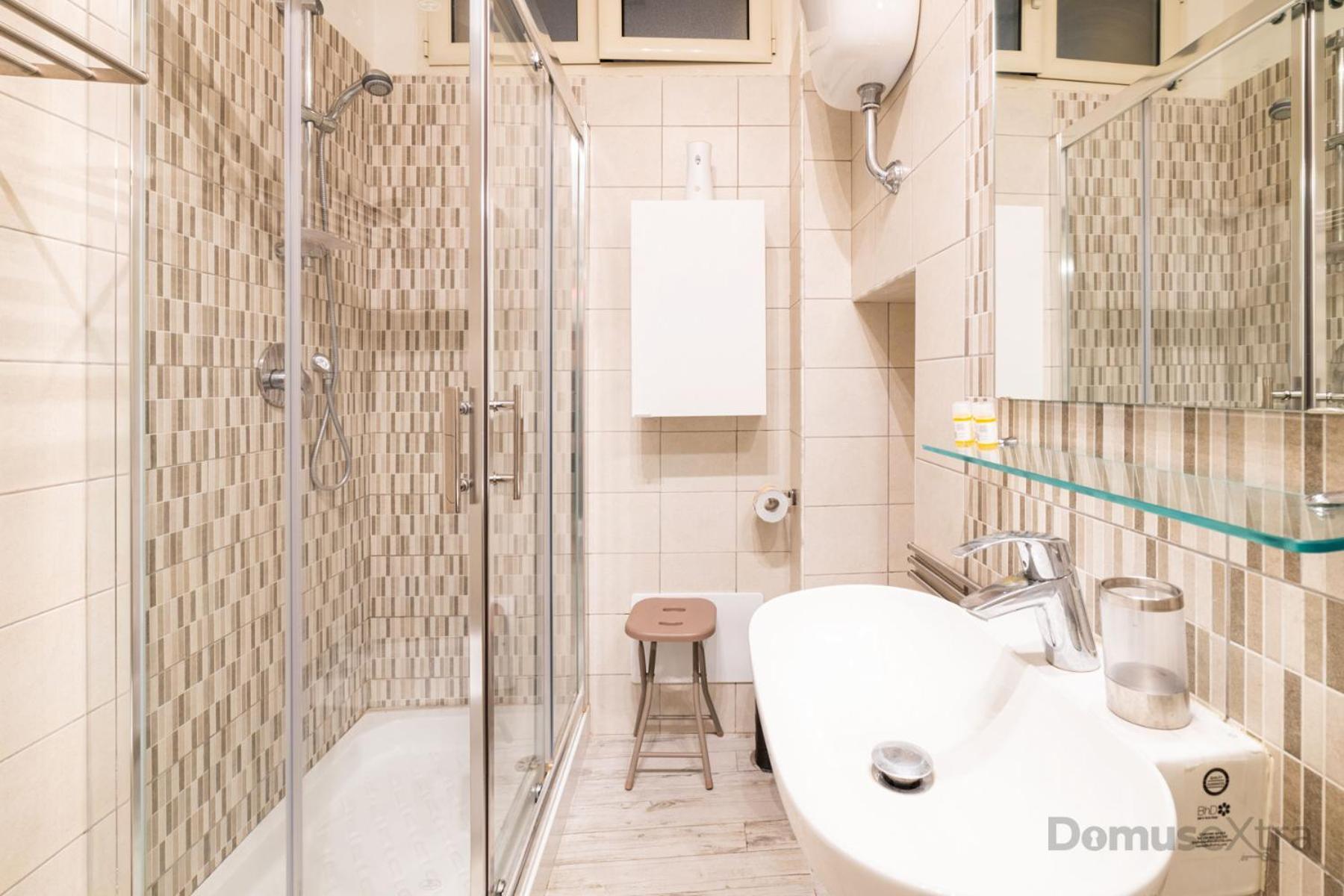 Villari Guest House By Domusextra เนเปิลส์ ภายนอก รูปภาพ